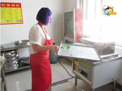 2019一個人早餐賣腸粉賺錢嗎？