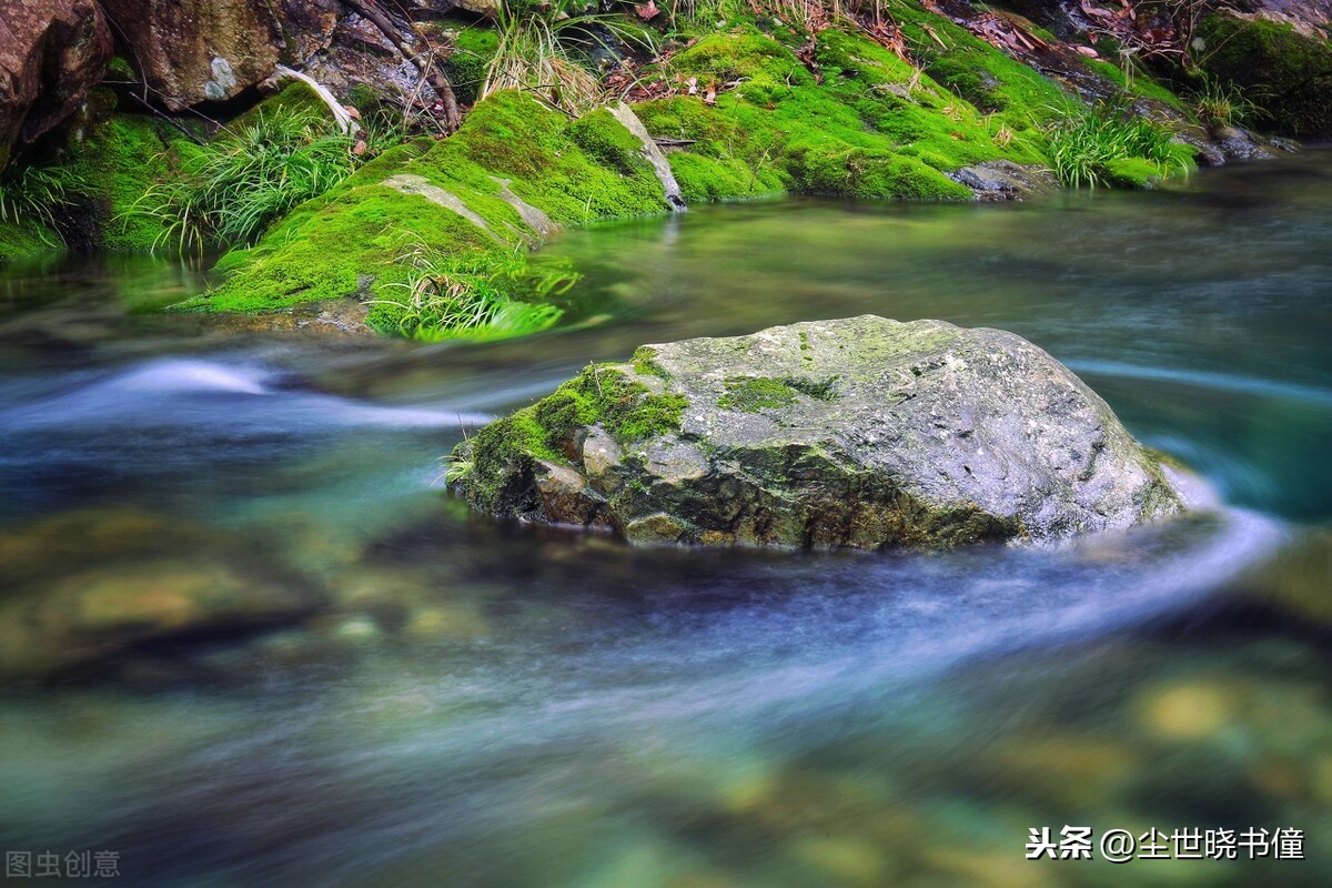 山郡逢春復(fù)乍晴寫(xiě)的是哪里