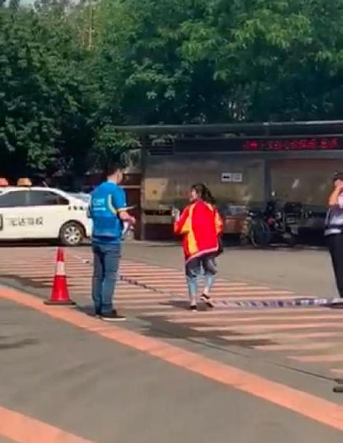 晚上開車做閃送掙錢嗎