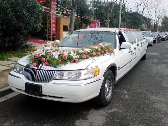 加長林肯婚車多少錢