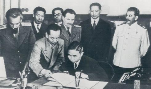 外蒙古是誰簽字獨立的