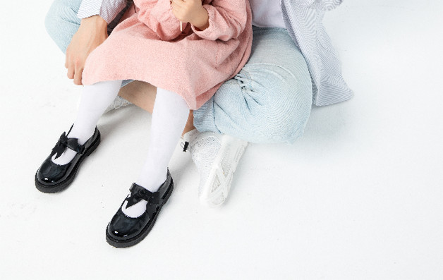 服飾包括鞋子嗎