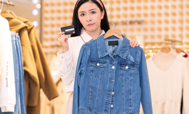 在衣服上印字需要什么機器