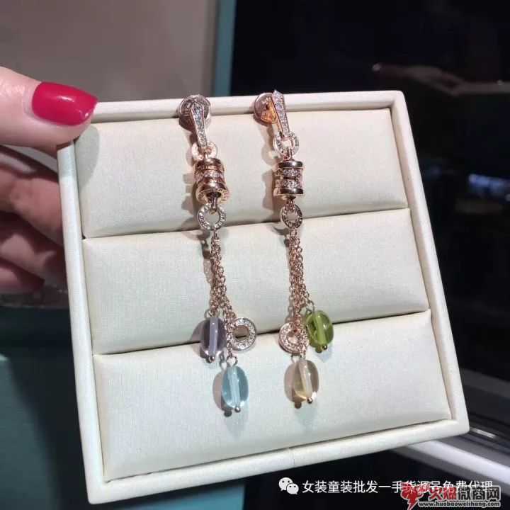 女裝、飾品微商代理一手貨源，廠家批發(fā)免費(fèi)加盟