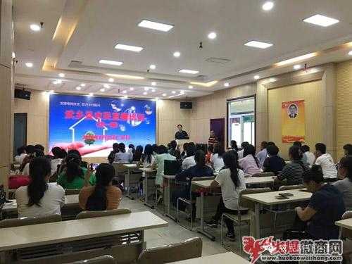 武鄉農民做微商直播:躺著就能把農產品賣出去